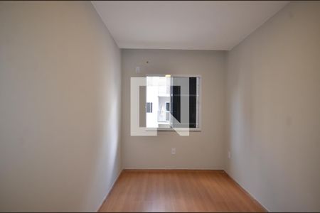 Quarto 1 de apartamento para alugar com 2 quartos, 54m² em Campo Grande, Rio de Janeiro