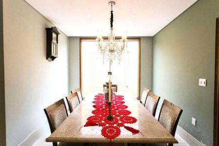 Casa à venda com 5 quartos, 310m² em Chácara Tatuapé, São Paulo