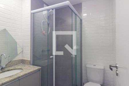 Banheiro de kitnet/studio para alugar com 1 quarto, 24m² em Santa Cecilia, São Paulo