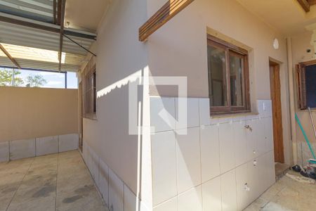 Área externa de casa à venda com 2 quartos, 55m² em Rio Branco, Canoas
