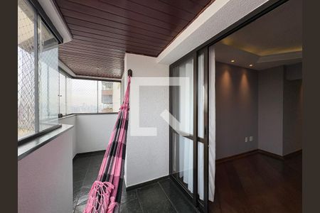 Sacada de apartamento à venda com 3 quartos, 150m² em Vila Curuçá, Santo André