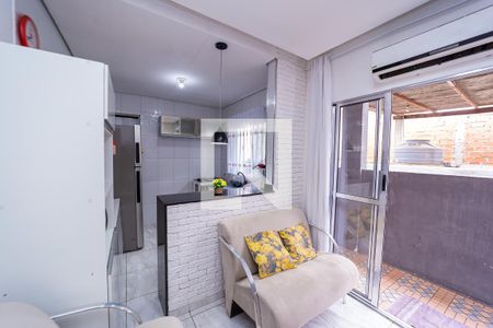 Sala de casa para alugar com 1 quarto, 5m² em Jardim Santo Onofre, São Paulo