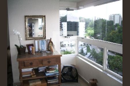Apartamento à venda com 3 quartos, 217m² em Paraíso do Morumbi, São Paulo
