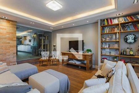 Casa à venda com 3 quartos, 252m² em Chácara das Pedras, Porto Alegre