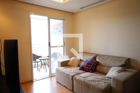 Sala de apartamento à venda com 3 quartos, 71m² em Usina Piratininga, São Paulo