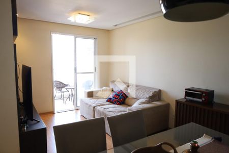 Sala de apartamento à venda com 3 quartos, 71m² em Usina Piratininga, São Paulo