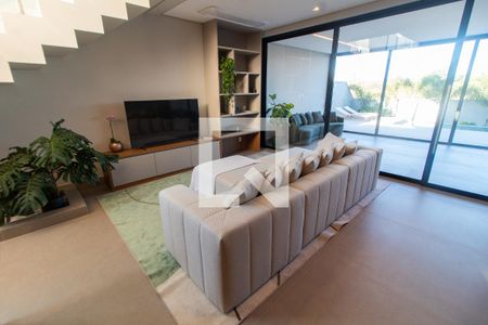 Sala de casa de condomínio à venda com 5 quartos, 325m² em Fazenda Santa Cândida, Campinas