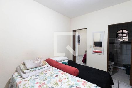 Suíte 1 de casa à venda com 3 quartos, 230m² em Vila Nova Galvão, São Paulo