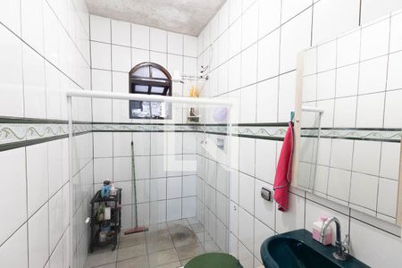 Banheiro da Suíte 1 de casa à venda com 3 quartos, 230m² em Vila Nova Galvão, São Paulo