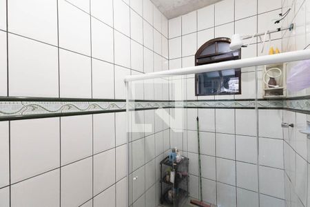 Banheiro da Suíte 1 de casa à venda com 3 quartos, 230m² em Vila Nova Galvão, São Paulo