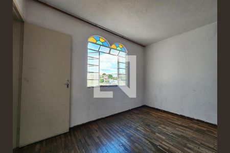 Quarto 4 de casa à venda com 5 quartos, 300m² em Concórdia, Belo Horizonte