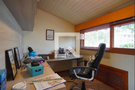 Escritório  de casa à venda com 3 quartos, 160m² em Vila Jardim, Porto Alegre