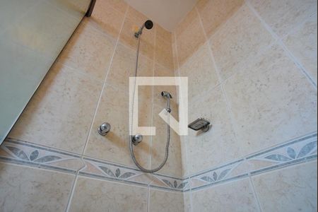 Banheiro da Suíte  de casa à venda com 3 quartos, 160m² em Vila Jardim, Porto Alegre