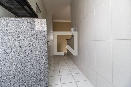 Área de Serviço de apartamento para alugar com 2 quartos, 56m² em Vila Merces, Carapicuíba