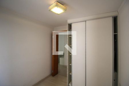 Quarto de apartamento para alugar com 2 quartos, 55m² em Vila Ivone, São Paulo