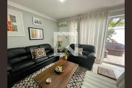 Sala de casa à venda com 3 quartos, 200m² em Bela Aliança, São Paulo