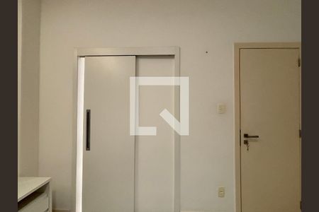 Suíte- banheiro de apartamento à venda com 1 quarto, 40m² em Ipanema, Rio de Janeiro