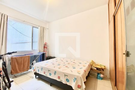 Quarto 1 de apartamento à venda com 2 quartos, 80m² em Copacabana, Rio de Janeiro