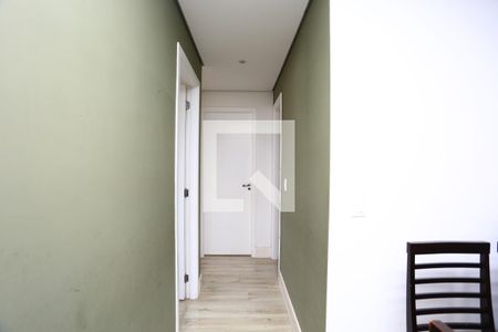 Corredor de apartamento à venda com 3 quartos, 66m² em Vila Andrade, São Paulo