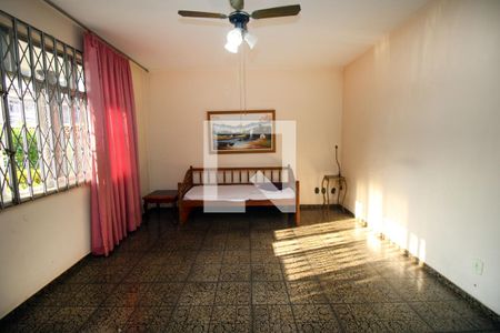 Sala de casa à venda com 5 quartos, 310m² em Vila da Penha, Rio de Janeiro