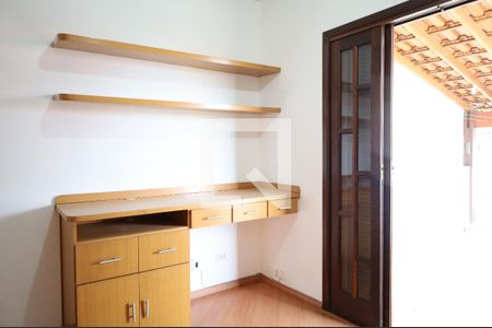 Quarto de casa para alugar com 3 quartos, 120m² em Vila Santana, São Paulo