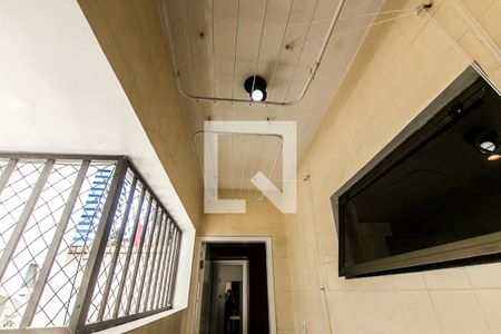 Área de Serviço de apartamento para alugar com 2 quartos, 75m² em Costa Azul, Salvador