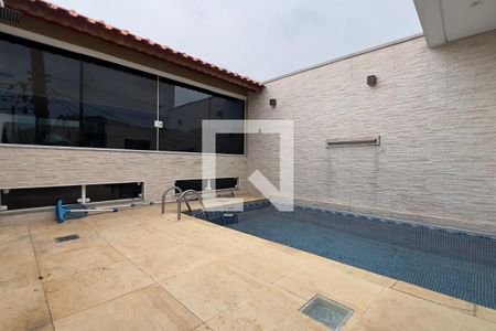 Piscina de casa à venda com 3 quartos, 200m² em Jardim Santa Cecilia, Guarulhos