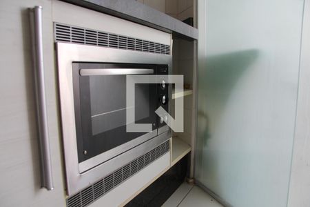 Cozinha de apartamento à venda com 2 quartos, 55m² em Vila Endres, Guarulhos