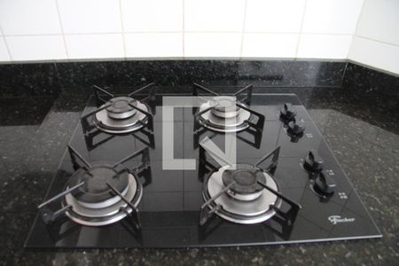 Cozinha de apartamento à venda com 2 quartos, 55m² em Vila Endres, Guarulhos