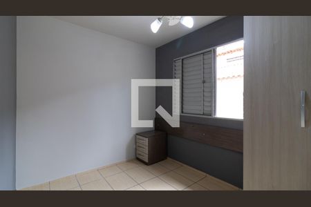 Quarto de casa de condomínio à venda com 2 quartos, 86m² em Vila Talarico, São Paulo