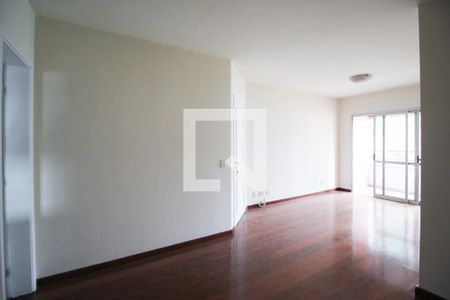 Sala de apartamento para alugar com 3 quartos, 87m² em Indianópolis, São Paulo