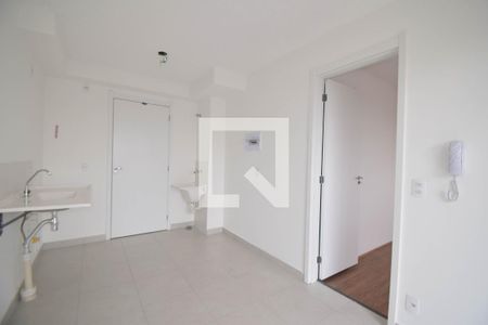 Sala/Cozinha de apartamento para alugar com 1 quarto, 28m² em Penha de França, São Paulo