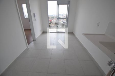 Sala/Cozinha de apartamento para alugar com 1 quarto, 28m² em Penha de França, São Paulo