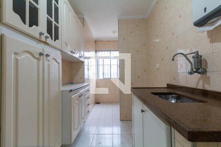 Cozinha de apartamento à venda com 2 quartos, 60m² em Jardim Artur Alvim, São Paulo