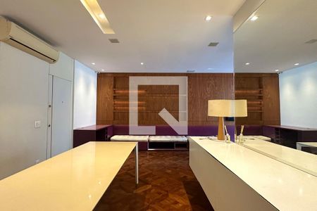 Sala de apartamento à venda com 3 quartos, 151m² em Copacabana, Rio de Janeiro