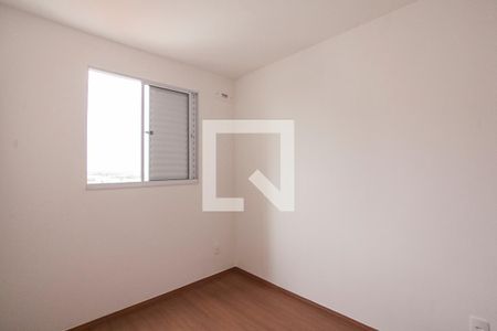 Quarto 1 de apartamento para alugar com 2 quartos, 37m² em Jardim Patricia, Uberlândia
