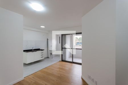 Sala de apartamento à venda com 2 quartos, 60m² em Vila Sao Pedro, Santo André