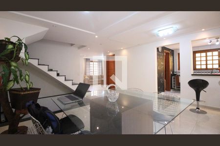 Sala de Jantar de casa à venda com 4 quartos, 245m² em Vila Lucia, São Paulo