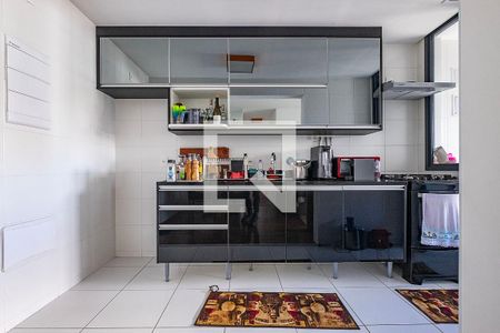 Sala/Cozinha de apartamento para alugar com 2 quartos, 73m² em Cerqueira César, São Paulo