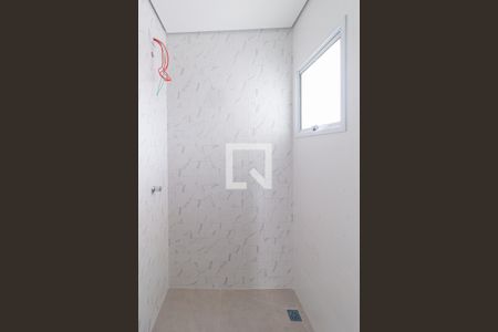 Banheiro da suíte 1 de casa à venda com 3 quartos, 125m² em Jardim das Flores, Osasco