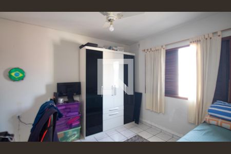 Quarto 2 de casa à venda com 3 quartos, 75m² em Vila Nivi, São Paulo