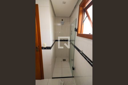 Banheiro da Suíte de casa à venda com 3 quartos, 169m² em Guarujá, Porto Alegre