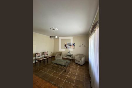 Casa à venda com 4 quartos, 300m² em Cristo Rei, São Leopoldo