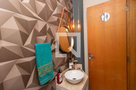 Lavabo da Sala de casa à venda com 3 quartos, 131m² em Vila Nivi, São Paulo