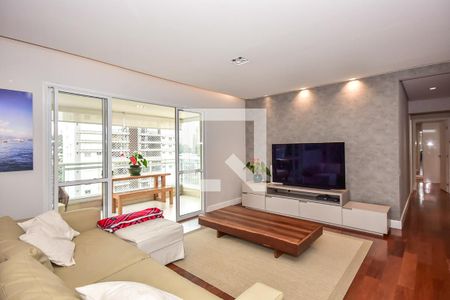 Sala de TV de apartamento à venda com 4 quartos, 171m² em Vila Andrade, São Paulo