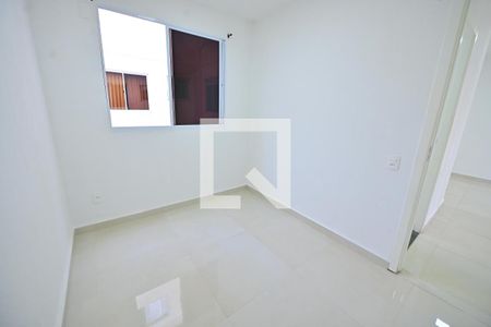 Quarto 2 de apartamento para alugar com 2 quartos, 66m² em Goiá, Goiânia