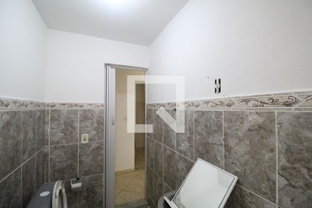 Banheiro de casa à venda com 1 quarto, 40m² em Curicica, Rio de Janeiro