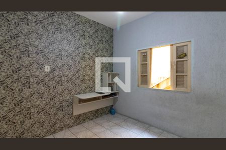 Casa 2 - Quarto 2 de casa à venda com 5 quartos, 120m² em Vila Talarico, São Paulo