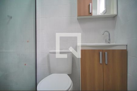Banheiro de kitnet/studio para alugar com 1 quarto, 22m² em Santa Teresa, São Leopoldo