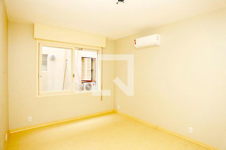 Quarto 2 de apartamento à venda com 2 quartos, 56m² em Santana, Porto Alegre